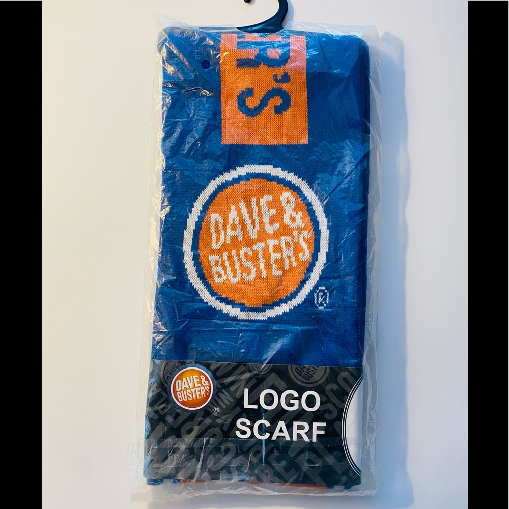 NWT Dave & Busters Logo Scarf Limited Edition Release No Flaws Ships Fast